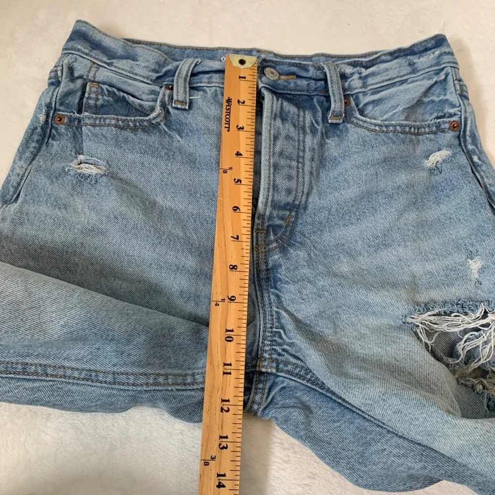 Old Navy Sky-Hi Straight Extra High-Rise Distressed‎ Light Wash Jeans Womens 6